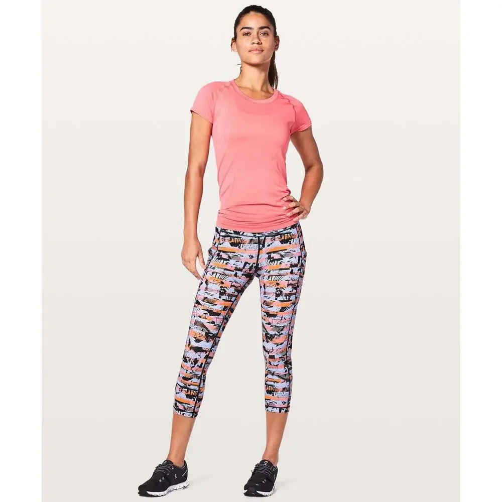 Lululemon Sz 6 Speed Up Crop 21